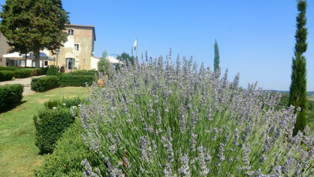 Appartamenti Ava E Tegrino Nell'Antica Dimora Di Fulignano San Gimignano Exteriör bild