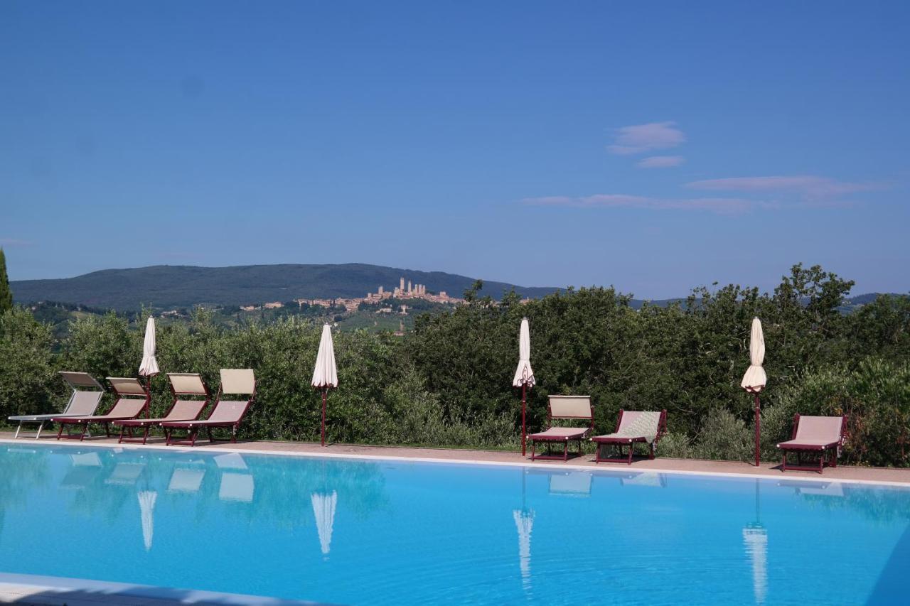 Appartamenti Ava E Tegrino Nell'Antica Dimora Di Fulignano San Gimignano Exteriör bild
